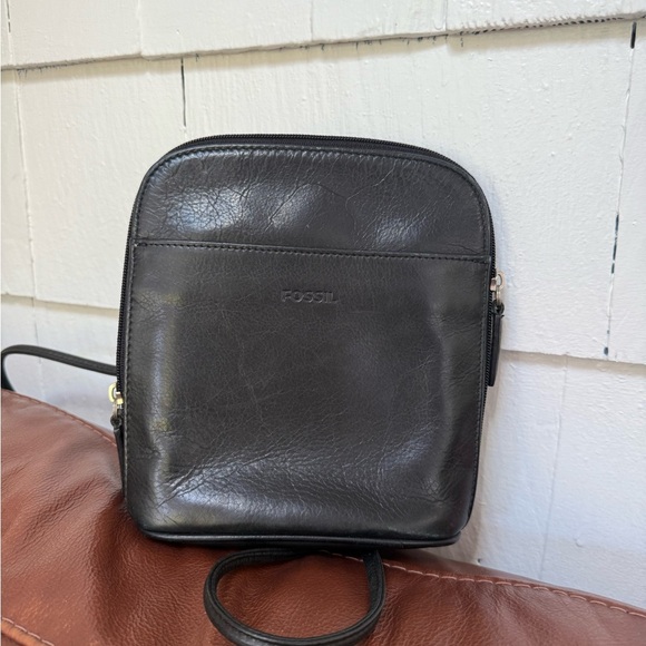 Vintage Fossil Black Leather crossbody Bag - Picture 5 of 7